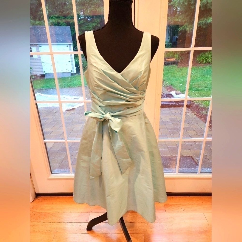 ALFRED SUNG Majestic Wrap Bodice Cocktail Length Dress, Size 8 in Tiffany Blue